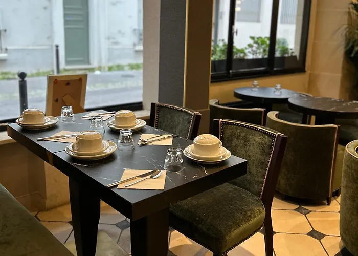 Hotel Eiffel Rive Gauche